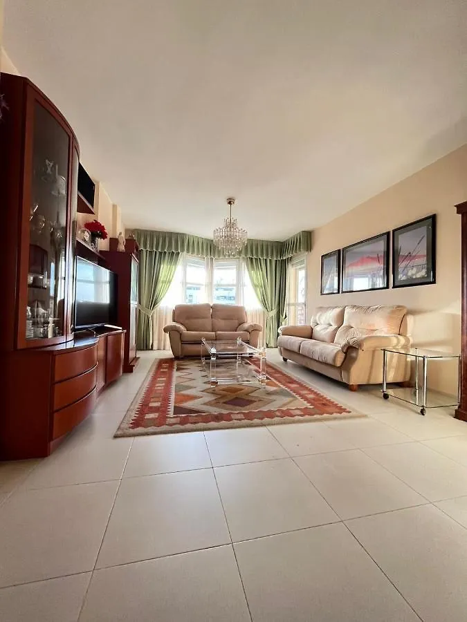 Apartamento Teatinos Paradise Málaga 0*,  España