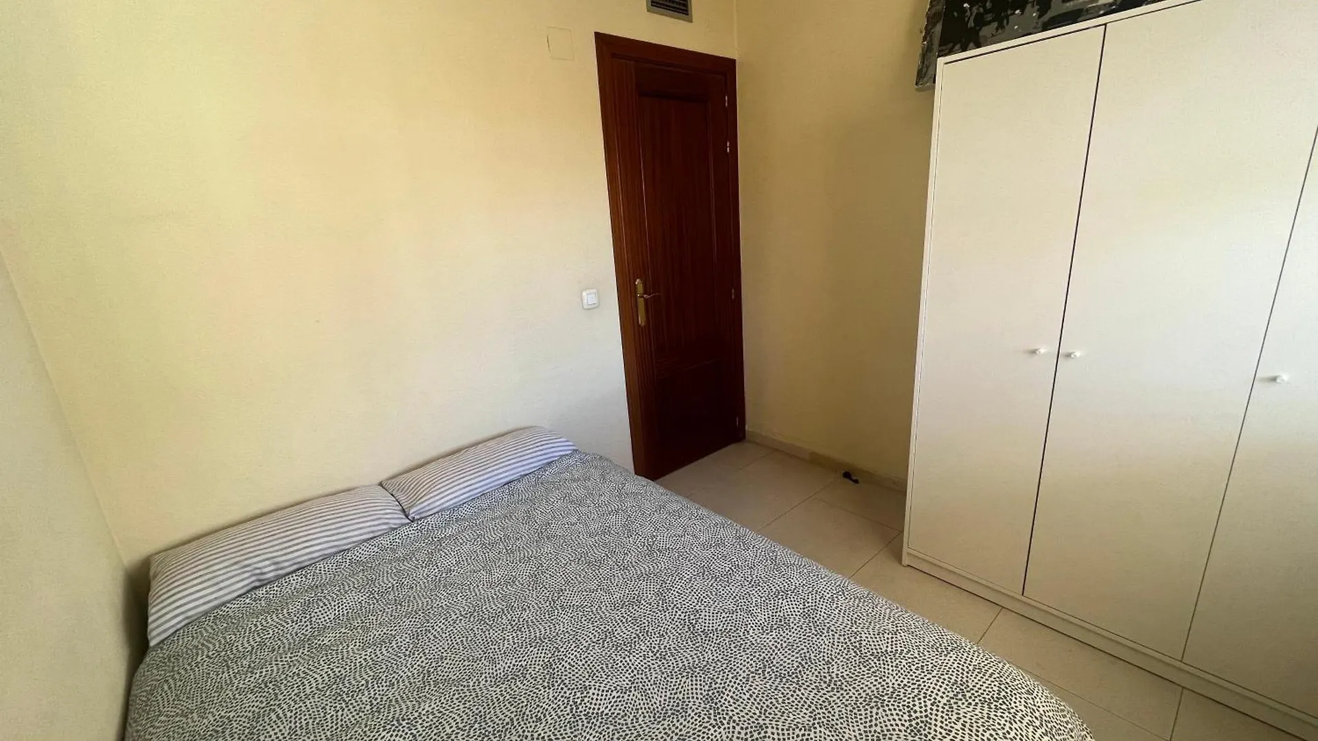 Teatinos Paradise Apartment Malaga Spain